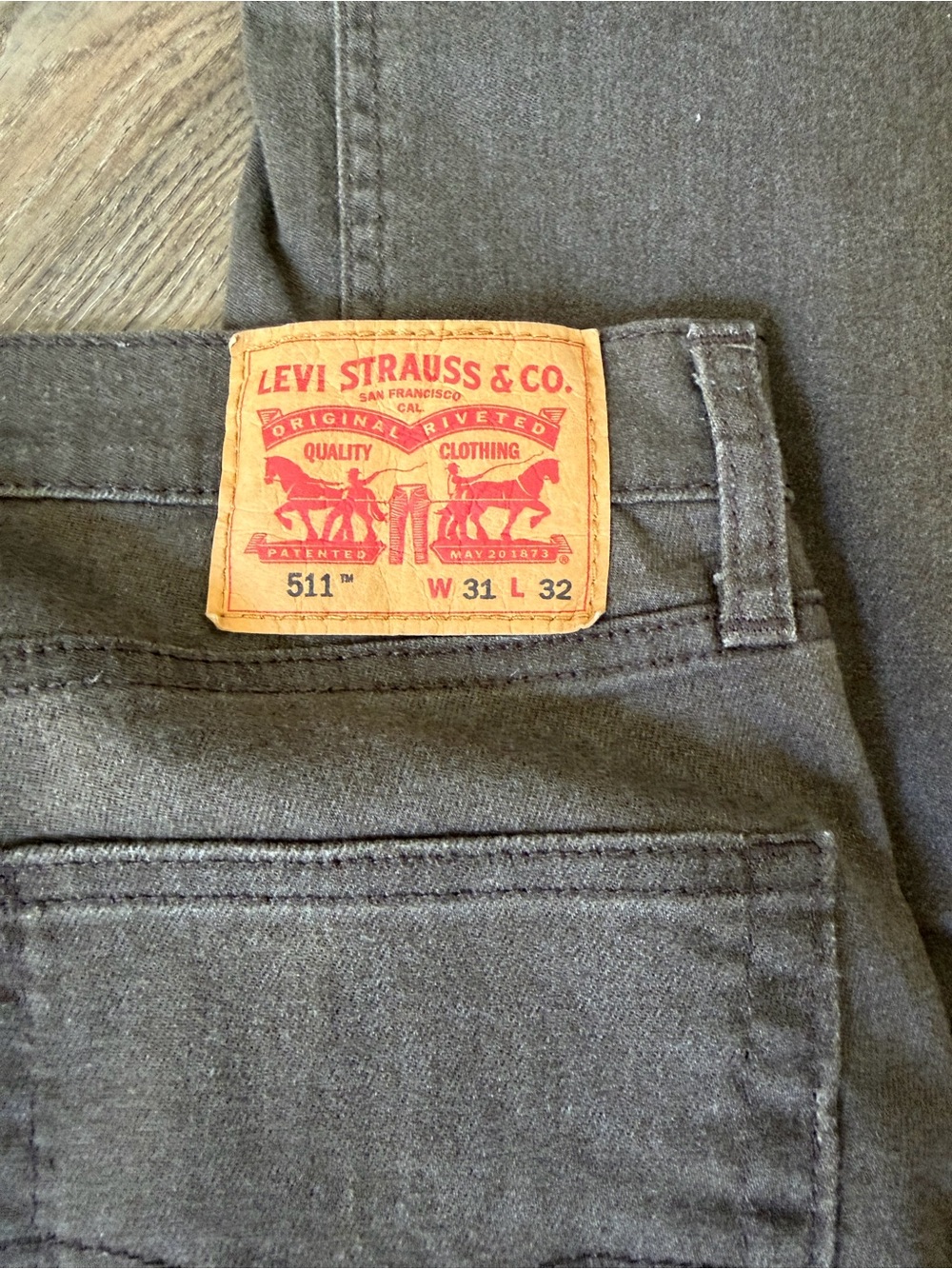 Levi's Men's Straight-Leg Jeans in Olive